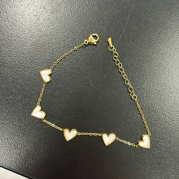 Anthropologie mother of Pearl gold iridescent heart bracelet - Picture 3 of 3